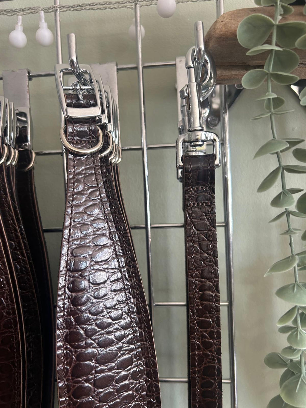 Mock Croc Leather Clip Lead