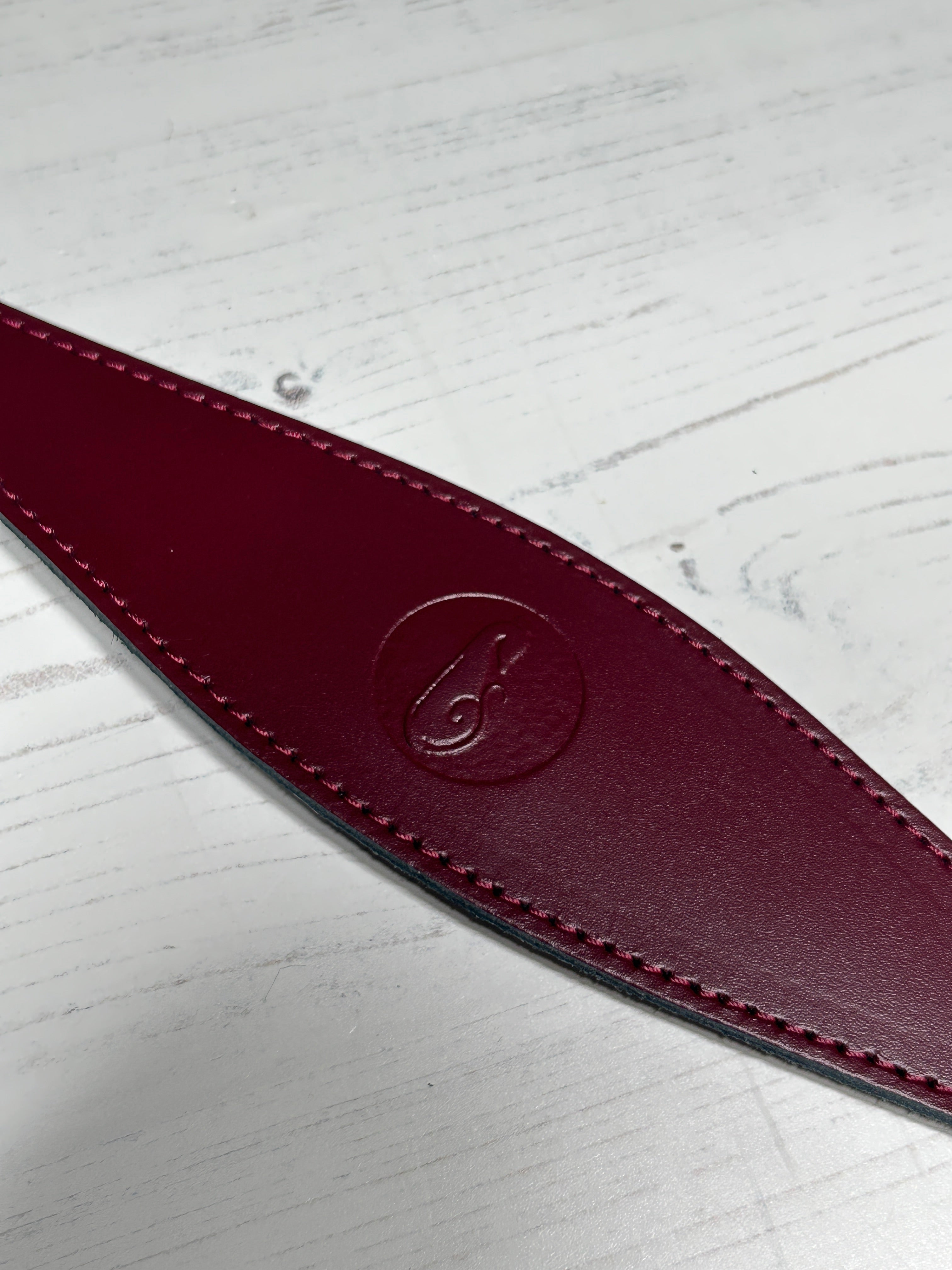 Padded Leather Fishtail Hound Collar